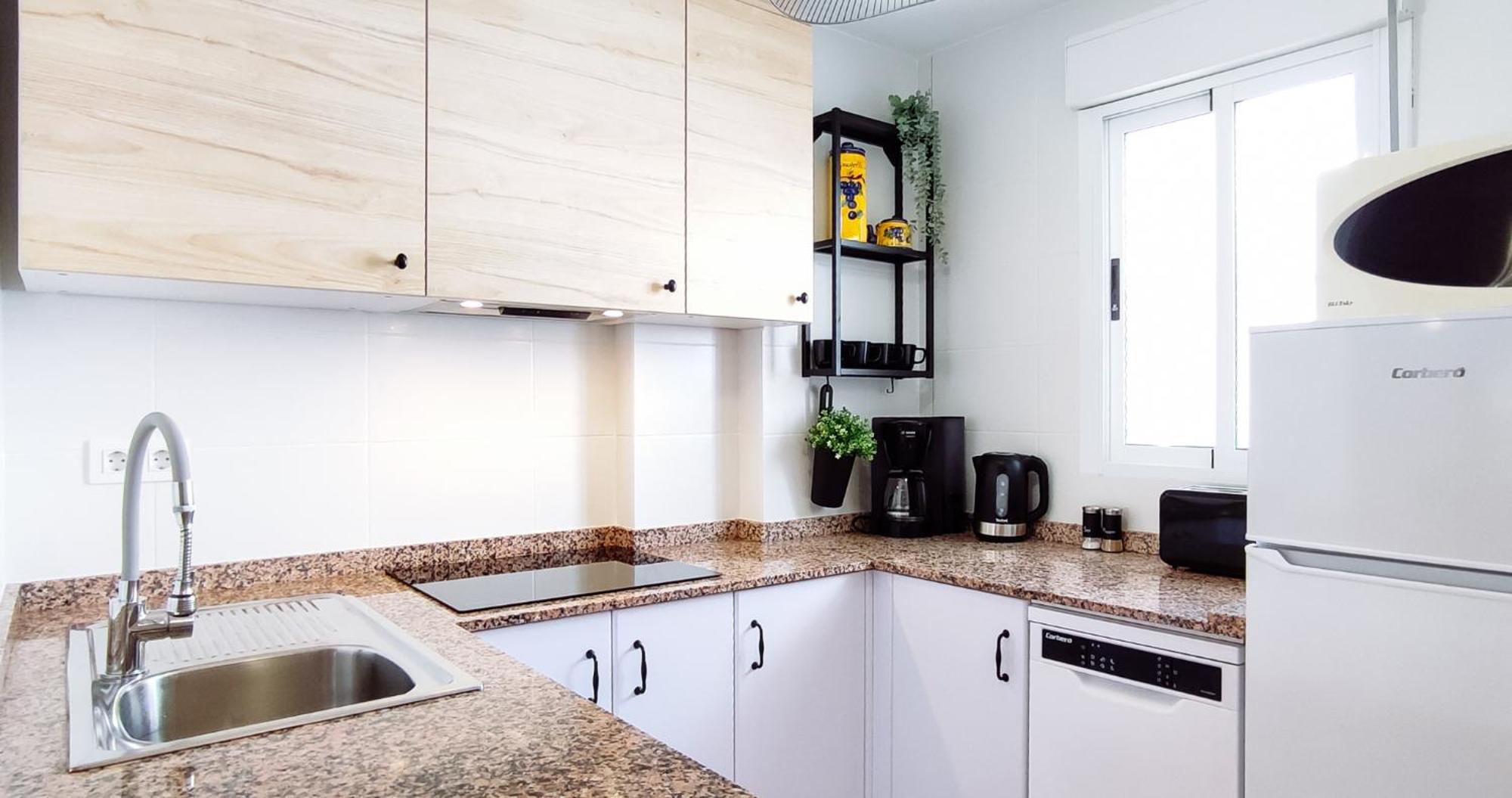 Apartment Casa La Luna Торевиеха Екстериор снимка